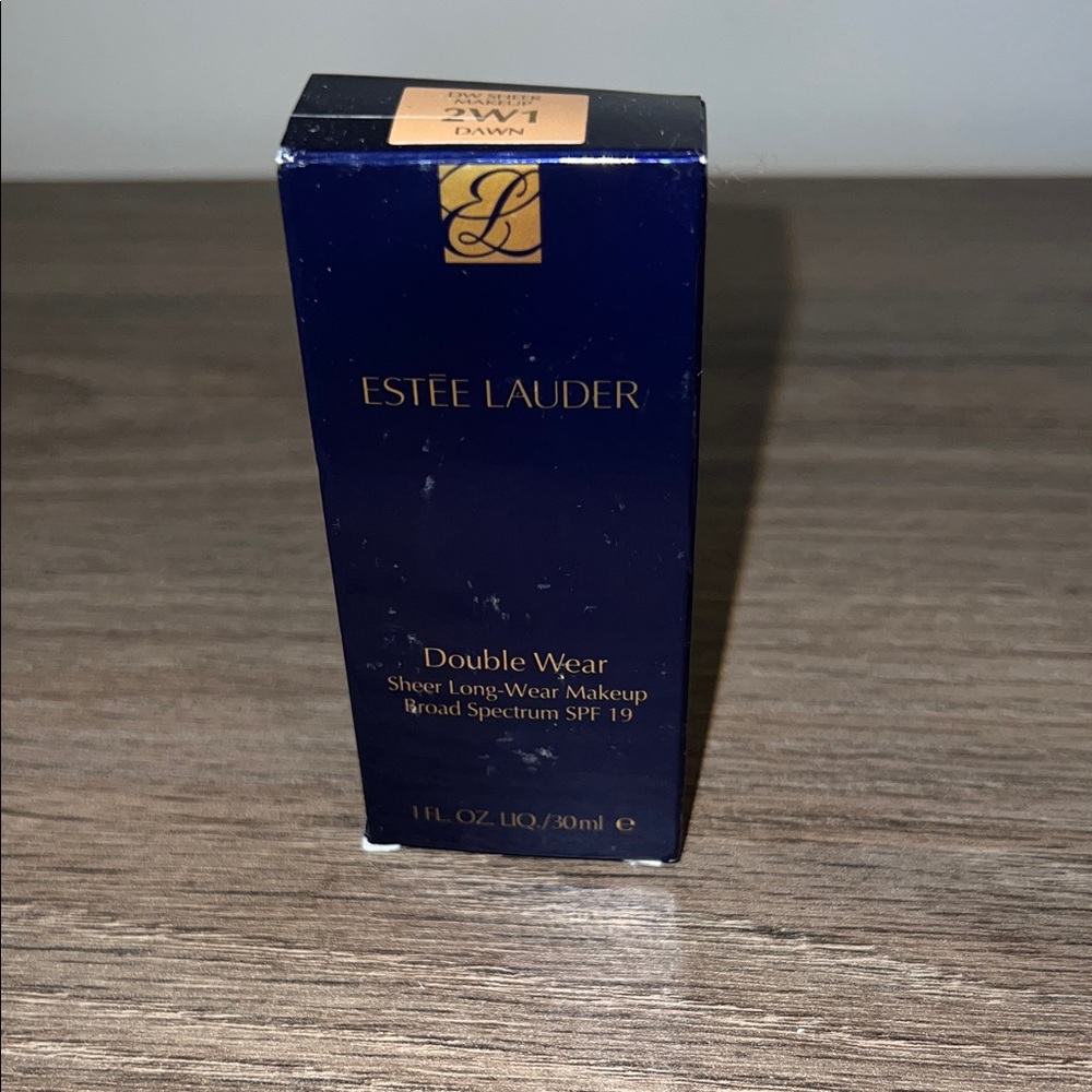 Estee Lauder Double Wear Foundation - Tawny